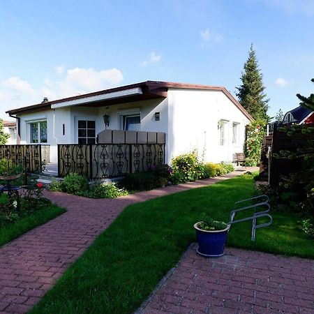 Ferienwohnung Landt, Erika Ostseeheilbad Ostseeheilbad Zingst Exterior foto